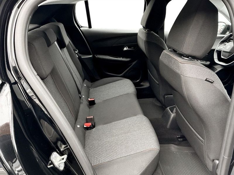 Peugeot 208 bild 12