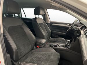 Volkswagen Passat bild 24