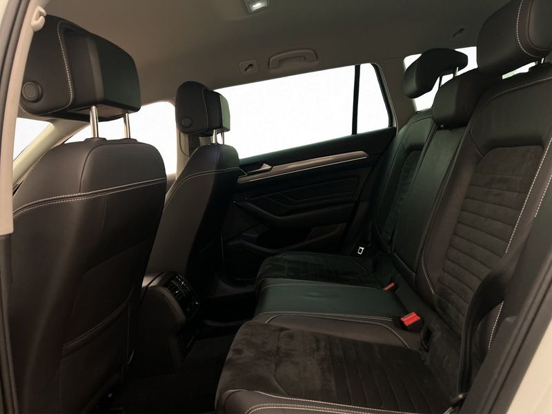 Volkswagen Passat bild 26