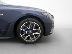 BMW i4 bild 35