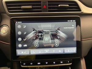 MG ZS EV bild 22