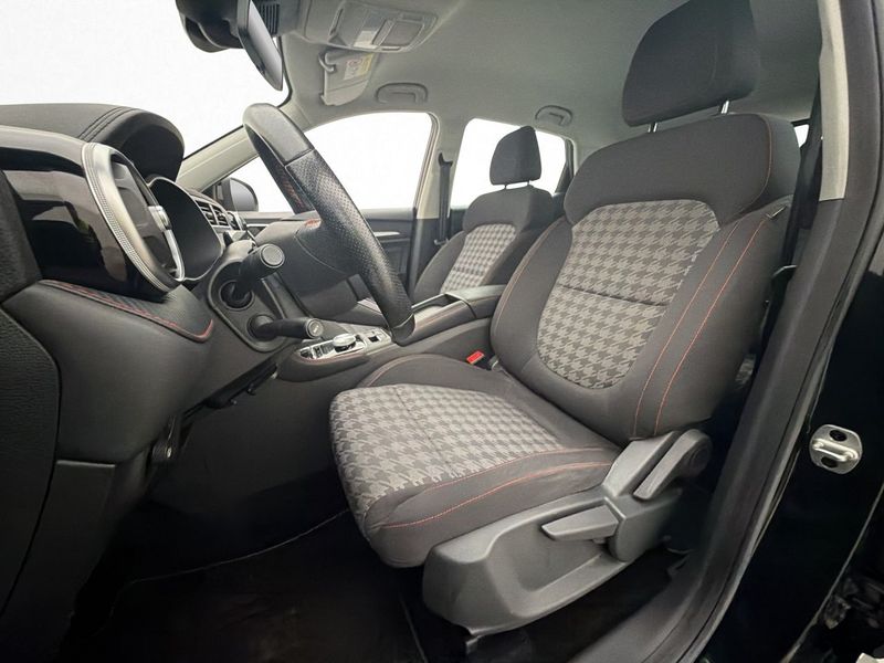 MG ZS EV bild 11