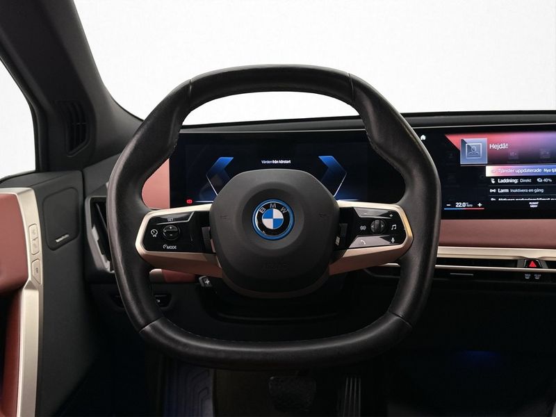 BMW iX bild 17