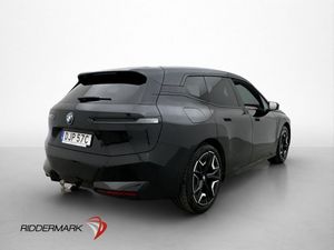 BMW iX bild 8