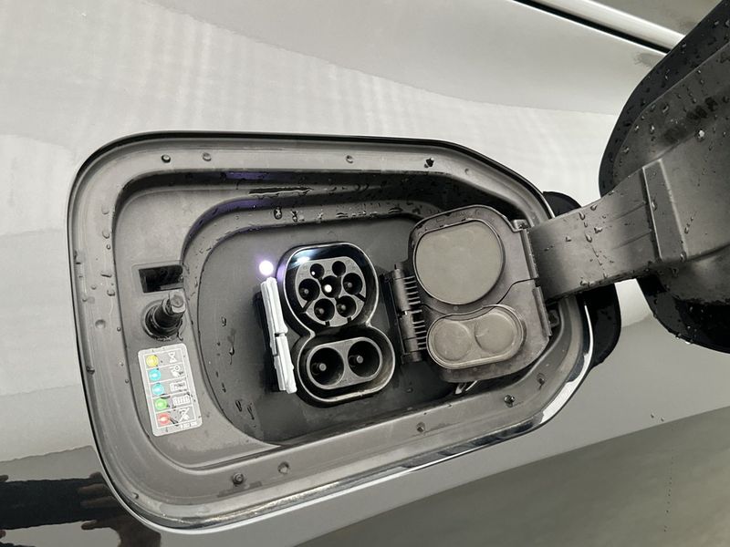 BMW iX bild 12