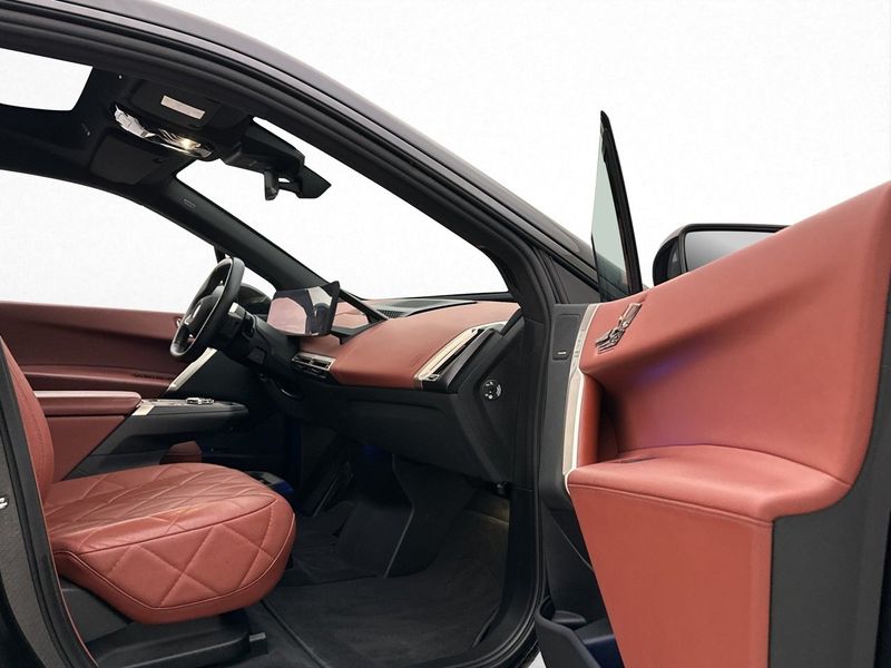 BMW iX bild 34