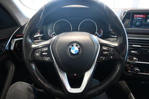 BMW 530 bild 14