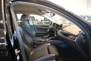 BMW 530 bild 9