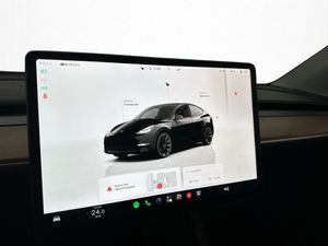 Tesla Model Y bild 18