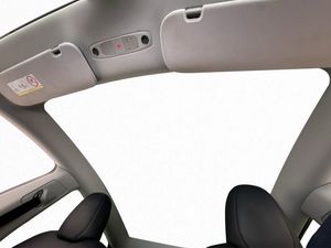 Tesla Model Y bild 17