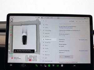 Tesla Model Y bild 16