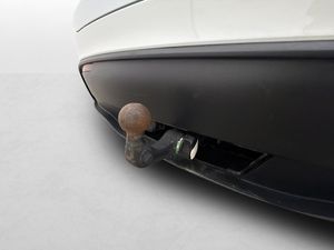 Tesla Model Y bild 9