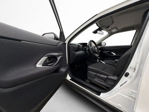 Toyota Yaris Cross bild 11