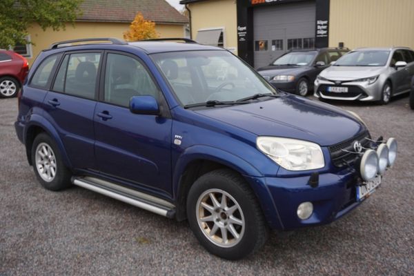 Toyota RAV4 2.0 VVT-i 4x4 Aut Drag M-Värmare Nybes - 2003