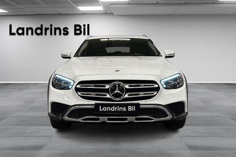 Mercedes E220 bild 2