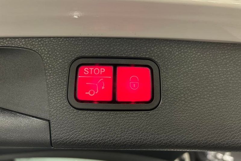 Mercedes E220 bild 17