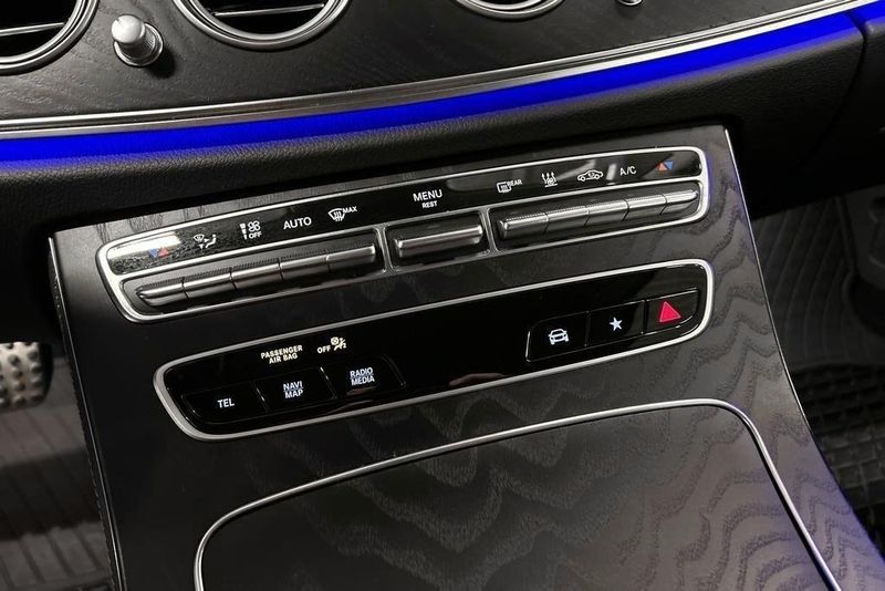 Mercedes E220 bild 13