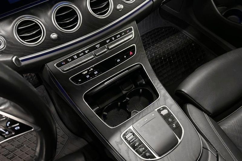 Mercedes E220 bild 12
