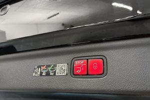Mercedes EQE43 SUV bild 13