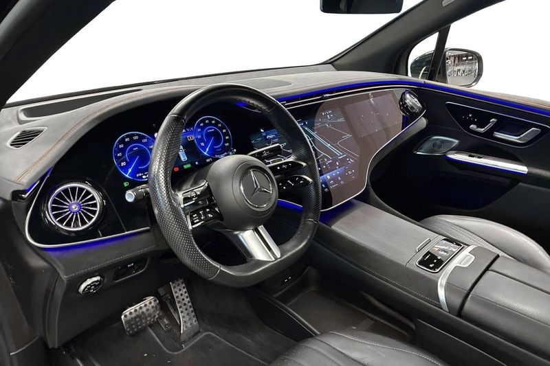 Mercedes EQE43 SUV bild 6