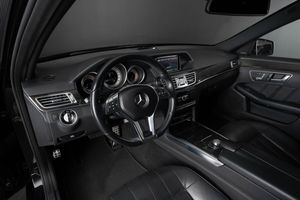 Mercedes E350 bild 9