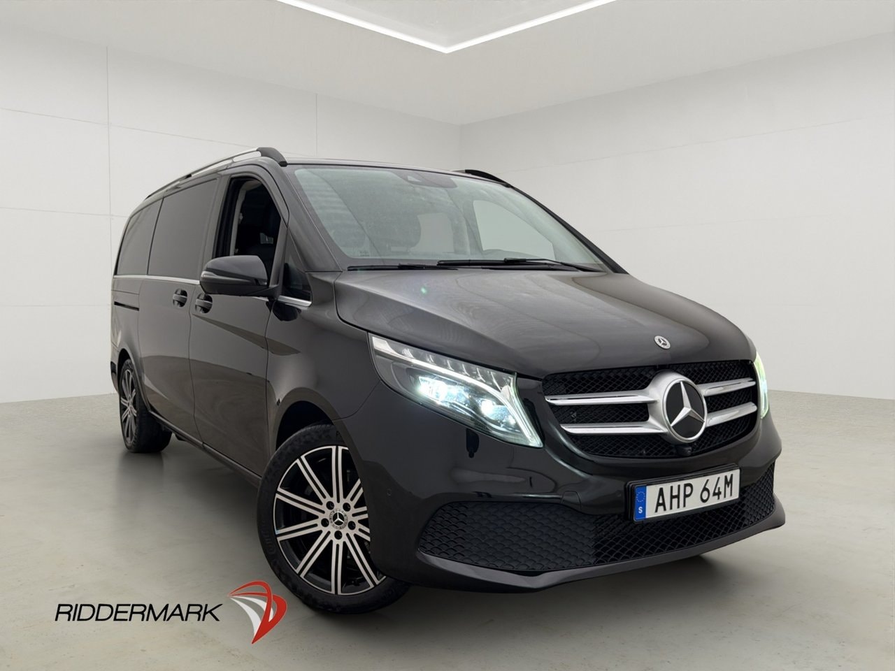 Mercedes V250