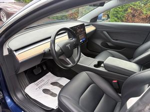 Tesla Model 3 bild 14
