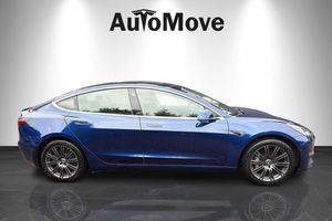 Tesla Model 3 bild 4