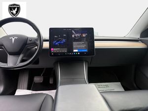 Tesla Model 3 bild 11
