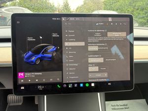 Tesla Model 3 bild 21