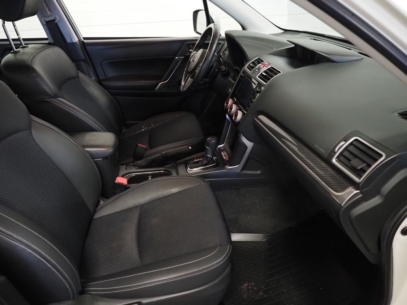 Subaru Forester bild 13