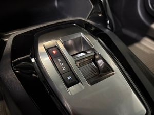 Peugeot 208 bild 12