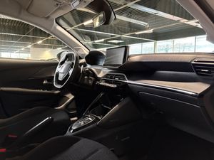 Peugeot 208 bild 10