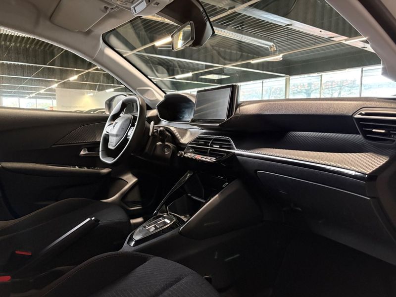 Peugeot 208 bild 10