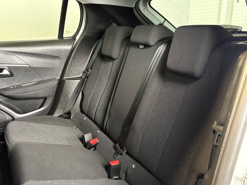 Peugeot 208 bild 6