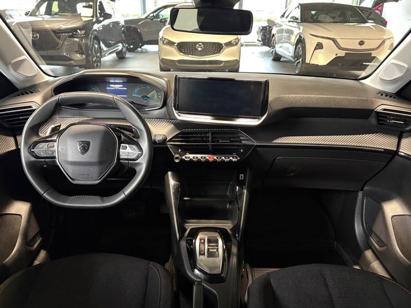 Peugeot 208 bild 9