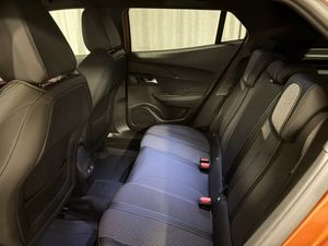 Peugeot e-2008 bild 7