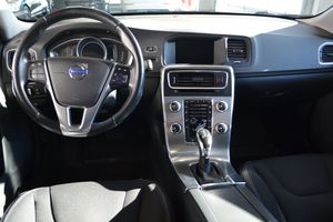 Volvo V60 bild 8
