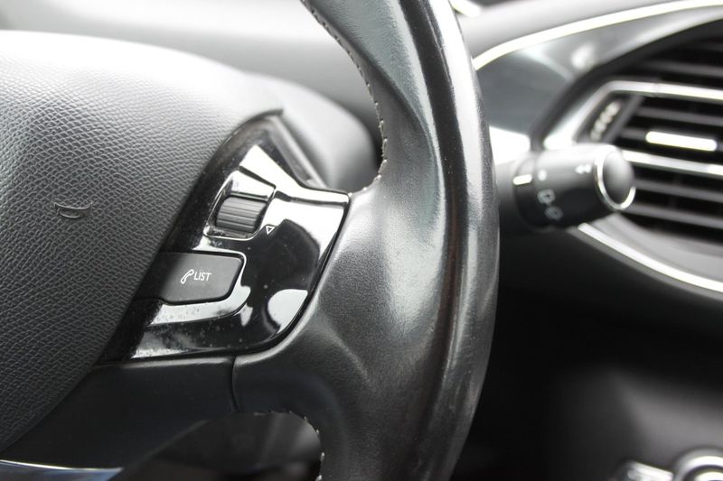 Peugeot 308 SW bild 14