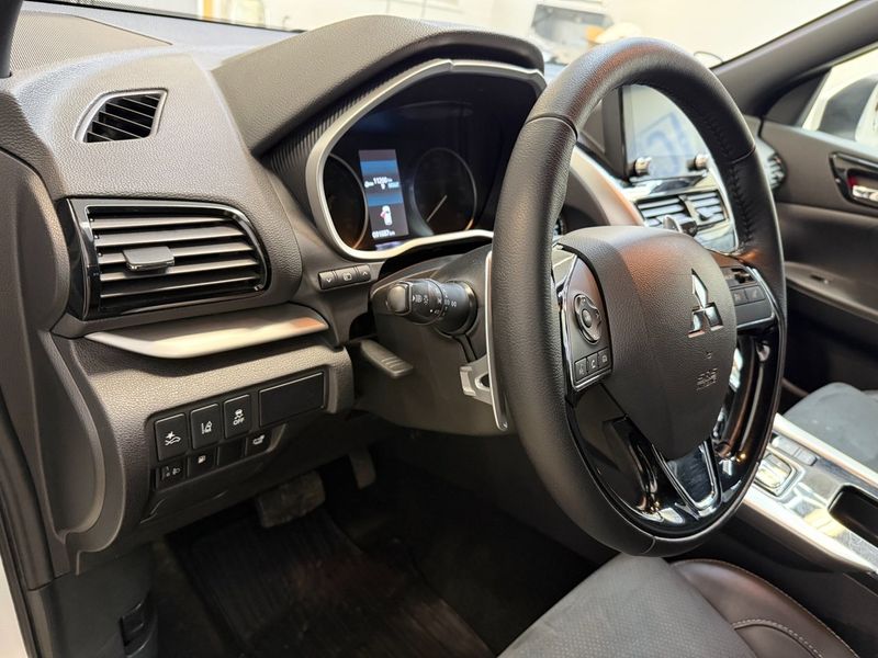 Mitsubishi Eclipse Cross bild 19