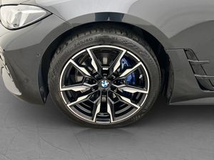 BMW i4 bild 34