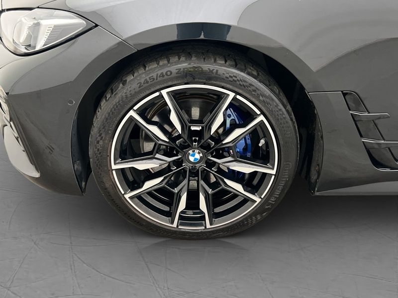 BMW i4 bild 34