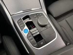 BMW i4 bild 27