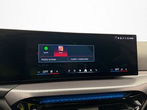 BMW i4 bild 23