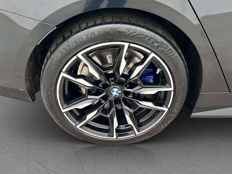BMW i4 bild 36