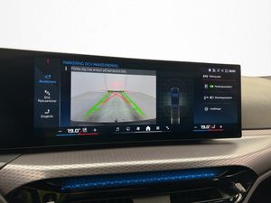 BMW i4 bild 21
