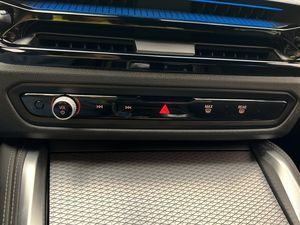 BMW i4 bild 26