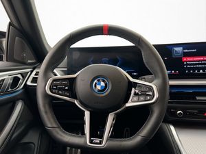 BMW i4 bild 14