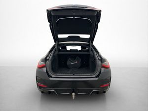 BMW i4 bild 31