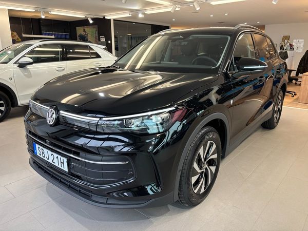 Volkswagen Tiguan 1.5 eTSI *SNABB LEV fr. 2450 kr/mån* lagerbil - 2027